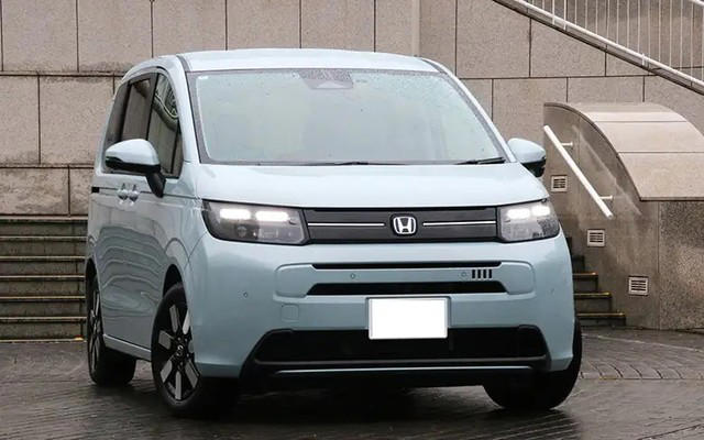 ホンダフリードの歴史・概要, コンセプト＆外装デザイン比較, 予防安全装備の比較, 内装、室内空間の比較, 走行性能、燃費性能の比較, おすすめは2代目フリード？それとも新型3代目フリード？, 2代目フリードのお勧めのグレードやオプションは？, 3代目フリード（GT系）のお勧めのグレードやオプションは？, 3代目フリード（GT系）の燃費、ボディサイズなどスペック