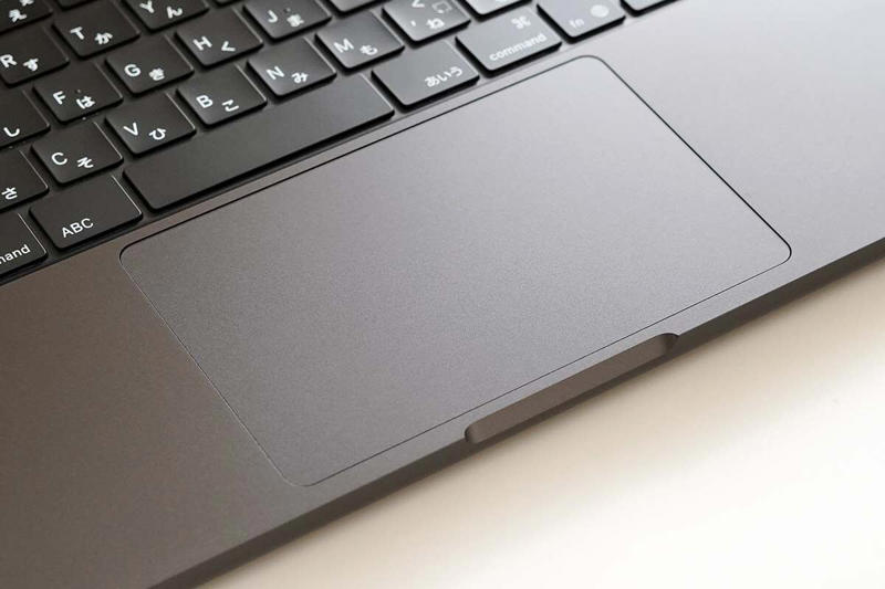 M5チップ搭載でAIまわりの処理性能が特に向上, M5の高性能を生かしてWindowsも快適に使える！, コストダウンとは無縁の装備でWindowsを操れる！, サブスク費用はかかるが、キャンペーンをうまく利用すべし