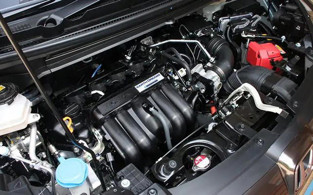 ホンダフリードの歴史・概要, コンセプト＆外装デザイン比較, 予防安全装備の比較, 内装、室内空間の比較, 走行性能、燃費性能の比較, おすすめは2代目フリード？それとも新型3代目フリード？, 2代目フリードのお勧めのグレードやオプションは？, 3代目フリード（GT系）のお勧めのグレードやオプションは？, 3代目フリード（GT系）の燃費、ボディサイズなどスペック