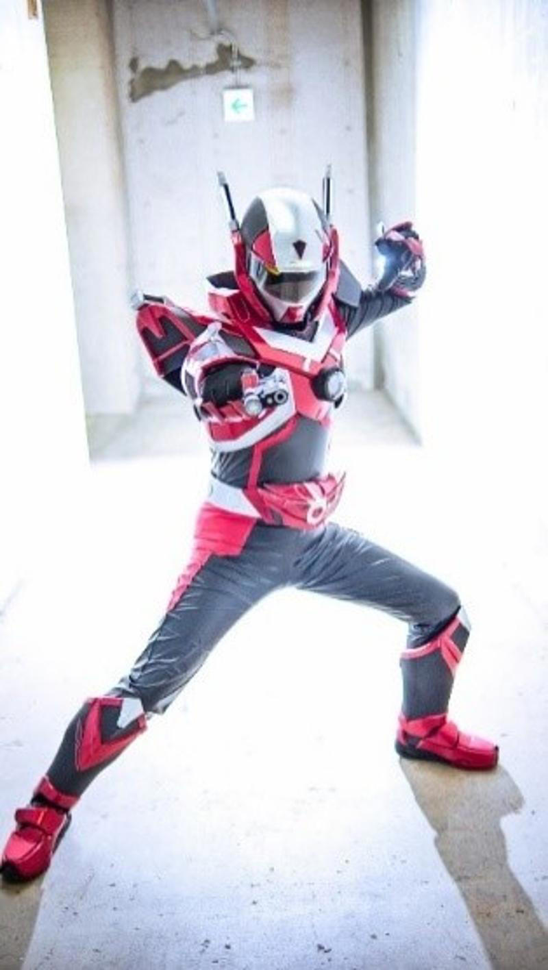 「開運戦士ブレイバーン」 との同盟 （活動支援） の背景, 戦術車両のご紹介, 戦術車両の名前を大募集！キャンペーンを開催中, 開運戦士ブレイバーン とは