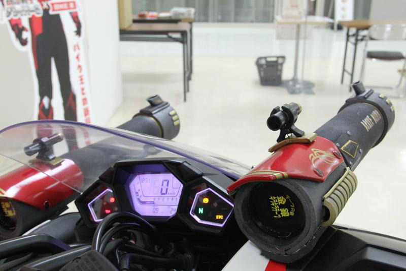 「開運戦士ブレイバーン」 との同盟 （活動支援） の背景, 戦術車両のご紹介, 戦術車両の名前を大募集！キャンペーンを開催中, 開運戦士ブレイバーン とは