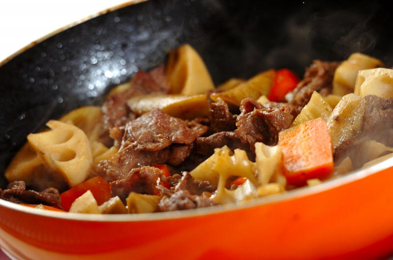 牛肉とゴボウのオイスター炒め, ゴボウと牛肉の甘辛炒め, ゴボウと牛肉の旨煮, 牛肉入りゴボウの食物繊維たっぷりきんぴら, ゴボウの牛肉ロール, ゴボウ巻き牛肉のみそ煮, 牛肉のお祝いロール