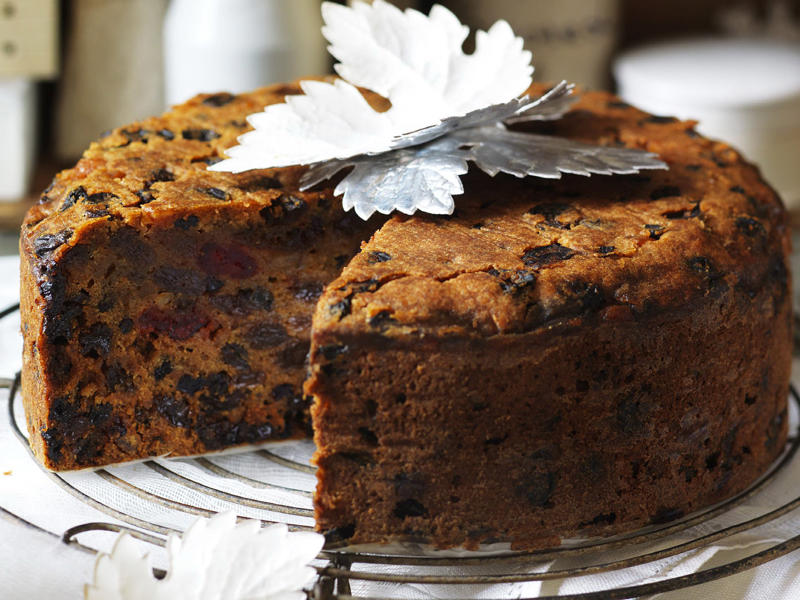 Test Kitchen tips for baking gluten free cakes, You’ll need these…, Gluten free cake recipes,          Gluten-free mandarin, polenta and macadamia cake      ,          Julie Goodwin’s gluten free banana cake      ,          Gluten-free chocolate hazelnut cake      ,          Gluten-free chocolate cake      ,          Watermelon cake      ,          Little gluten free chocolate cakes      ,          Pure apple cake with golden syrup custard      ,          Flourless orange &amp; white chocolate cake      ,          Chocolate cake with sour cherry ganache      ,          Cardamom and lemon cake with vanilla labne and lemon syrup      ,          Lemon and zucchini polenta cake      ,          Dark and dreamy chocolate cake      ,          Gluten-free New York cheesecake      ,          Ricotta, polenta and blueberry cake      ,          Gluten-free lamingtons      ,          Flourless chocolate roulade      ,          Flourless chocolate, prune &amp; hazelnut cake      ,          Polenta and ricotta cake with rosemary lemon syrup      ,          Flourless almond, peach and orange blossom loaves      ,          Gluten free rosewater chocolate cake      ,          Raw choc-peanut cake      ,          Lemontons      ,          Spiced apple cupcakes      ,          Earl grey and chocolate cheesecake      ,          Orange buttermilk syrup cake      ,          Sicilian almond, apple and ricotta cake with pecans      ,          Flourless hazelnut chocolate cake      ,          Gluten-free blueberry cake      ,          Gluten-free glace fruit cakes      ,          Gluten-free orange syrup cake      ,          Flourless fig, pecan and maple cake      ,          Upside-down mandarin polenta yoghurt cake      ,          Chocolate orange mousse cake      ,          Plum and lemon polenta cake      , How to make gluten free cupcakes, Savoury gluten free recipes, More gluten-free recipes