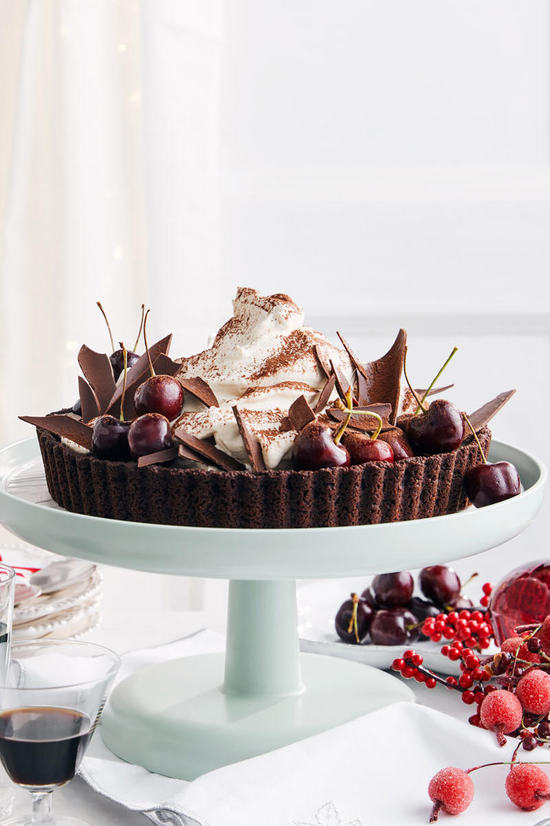Double chocolate mousse trifle, Pavlova cheesecake, Christmas fruitcake, Choco-caramel popcorn icecream cake, World’s easiest Christmas pudding wreath, Pavlova Christmas tree, Mango no-bake cheesecake tart, Berries and cream mille-feuille, Classic steamed pudding, Watermelon star pavlova with rosewater cream, Rum-soaked fig, ginger and white chocolate ice-cream, Pina colada trifle, Cranberry chocolate crunch bundt cake, Coffee and fig fruit cakes, Chocolate semifreddo with raspberries and honeycomb, Chocolate cherry and brandy yule log, Cheat’s pavlova, Dark chocolate, fig and spiced rum cakes, Grand Marnier ganache-filled Christmas pudding, Mango ice-cream cake, Luxe dessert platter, Summer fruit cheesecake with lemon ginger crust, Paris-Brest with plums and honey mascarpone, Mini lime pies, Mini strawberry yoghurt bundt cakes, Mini spiced choc-cherry ripple cakes, Choc-caramel rocky road pavlova, Fruit cake and peach trifle, Festive ice-cream sandwiches, Berry tiramisu, Christmas kalua and chocolate tart, Mini pavlova Christmas trees, Tangy passionfruit and lemon meringue ice cream pie, Ginger, mango and honey cheesecake, Frozen burnt brandy butter Christmas pudding