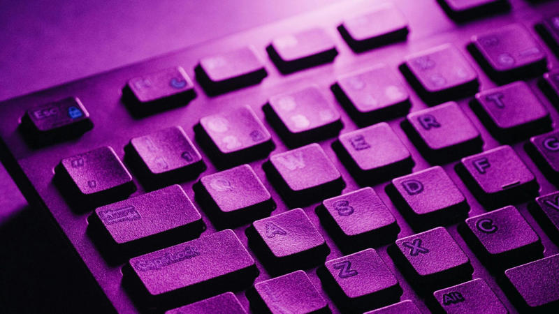 3. Hexgears Purple Rain M2 1. Keychron C2 Pro, 2. MonsGeek FUN60 Ultra, 3. Razer Huntsman Mini, 4. NuPhy Field75 HE, 5. Logitech G715, 6. Logitech G915 X TKL, 7. Redragon K596 Vishnu, 8. Asus ROG Falchion NX, 9. Be Quiet! Light Mount, 10. Corsair K70 RGB TKL, 1. Logitech POP Keys, 2. Luminkey Magger 68 HE, 3. Hexgears Purple Rain M2, 4. Azio MK Retro, 5. AULA F99 Gasket, 6. Apple Magic, 7. Keychron K2V2, 8. Ducky One 3, 9. Akko TAC87, 10. Logitech Pebble Keys K380s