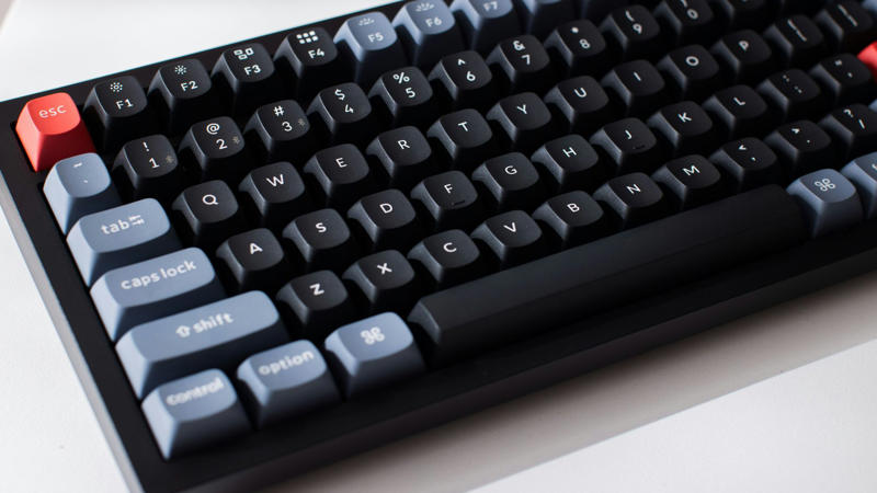 1. Keychron C2 Pro 1. Keychron C2 Pro, 2. MonsGeek FUN60 Ultra, 3. Razer Huntsman Mini, 4. NuPhy Field75 HE, 5. Logitech G715, 6. Logitech G915 X TKL, 7. Redragon K596 Vishnu, 8. Asus ROG Falchion NX, 9. Be Quiet! Light Mount, 10. Corsair K70 RGB TKL, 1. Logitech POP Keys, 2. Luminkey Magger 68 HE, 3. Hexgears Purple Rain M2, 4. Azio MK Retro, 5. AULA F99 Gasket, 6. Apple Magic, 7. Keychron K2V2, 8. Ducky One 3, 9. Akko TAC87, 10. Logitech Pebble Keys K380s