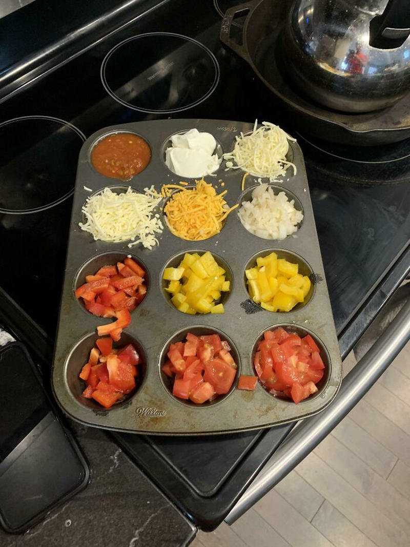 #7 Use A Spoon To Anchor Your Strainer, #15 Good Knowledge, #19 Look At This, #21 For Easy-To-Eat S'mores, Try Making Them In Ice Cream Cones, #23 Empty Ketchup Bottles Make Excellent Batter Holders And Dispensers, #27 Try The Lemon Method Under The Salmon To Avoid Burning Your Fish, #29 Don't Want To Mess Up 10 Bowls For Tacos? Use Muffin Tins!