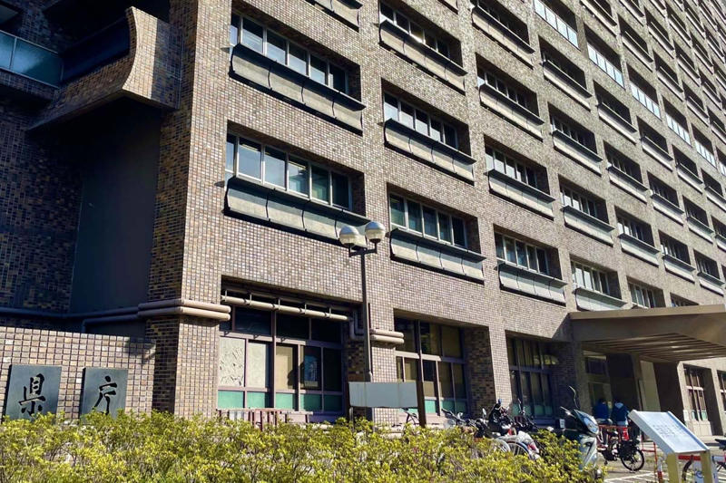 自動車税制決定の年, 残された重量税、止まった改革, 維新との連立で揺れる政策決定, 租税特別措置改廃の影響, 筆者への反対意見, 国民負担の限界と反発必至