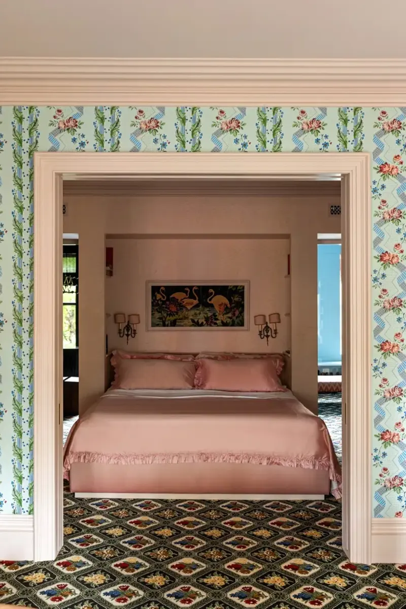 1. Lilly Allen’s New York boudoir, 2. Chic contemporary living room, 3. Stylist Alexandra Brownlow’s playful take on Christmas decorating, 4. A thoughtfully themed bedroom, 5. Pretty sitting room