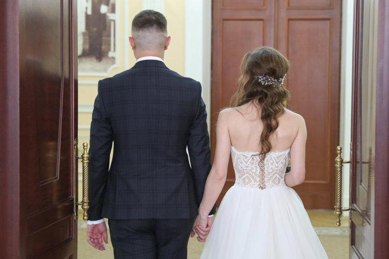 The truth about married men My own experience, Finding the right partner is a big decision, What works for me, Women do have it harder than men, The truth about married men
