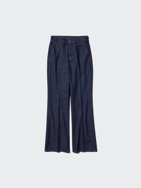 ユニクロの赤系アイテムで魅せる♡ALL UNIQLOの秋冬カラーコーデ7選, ワインカラー×黒ブルゾンでつくる大人の洗練カジュアル, 赤ニットを肩掛けしてつくるトリコロールコーデ, 赤タートルが映える淡色ワントーンコーデ, ワインカーディガン×ベージュパンツの上品ニュアンスコーデ, ワイン×ブラックでつくる大人のきれいめスウェットコーデ, 赤カシミヤ×カーキパンツのカラーミックスコーデ, 赤ポロセーター×ネイビーパンツのトラッドコーデ
