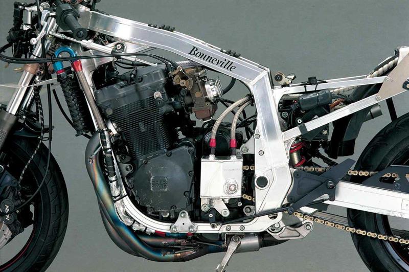 ヨシムラ「トルネード1200ボンネビル」概要, ヨシムラ「トルネード1200ボンネビル」各部装備・ディテール解説, ヨシムラ「トルネード1200ボンネビル」スペック, 関連のおすすめ記事