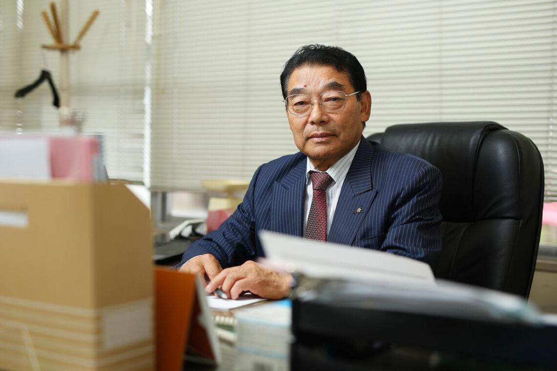 日本に「万引きGメン」が生まれた日, 1カ月に186人捕捉の「神業」で警察官をも凌駕, 万引きをする人のタイプは“両極端”, 中学2年生と高齢者層に万引き犯が多い理由は？, 「量販店ロスの一番の原因は、万引きじゃない」, 自社は「警備会社」でなく「ソリューションカンパニー」