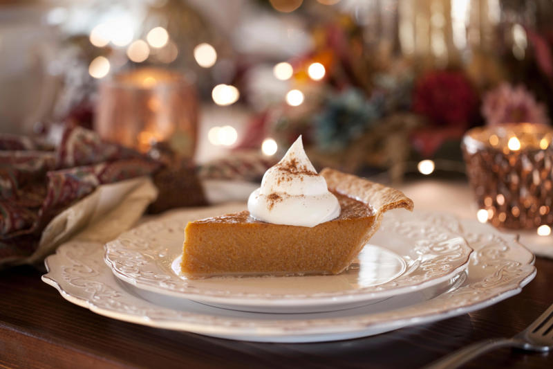Pie crust basics: Water, Pie crust basics: Quality butter or lard, Keep it cool, Preventing shrinkage, Substitutes for sensitivities, Recipe: Chef Shane's Easy &amp; Delicious Pie Crust