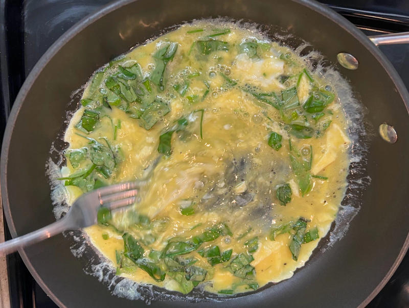 Then, it was time to make the omelette.