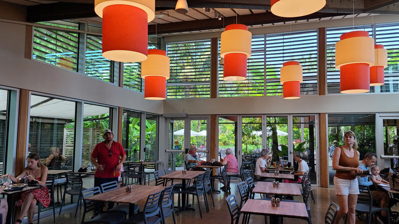 Garden becomes magical during holidays, Displays shown year-round in The Garden, History of Naples Botanical Garden, Check out the restaurant too , KNOW BEFORE YOU GO