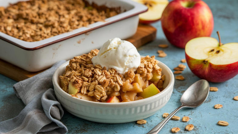 Dessert pie parfait, No-churn ice cream, Dump cake meets pie, Granola crisp takes a pie twist, Make biscuit cakes with a pie filling topping, Upgrade Jell-O with pie filling, Cake and sweet bread topping, Pie filling cordials and chocolates, Sandwich cookies and whoopie pies get even sweeter, S'moresgasbord s'mores board
