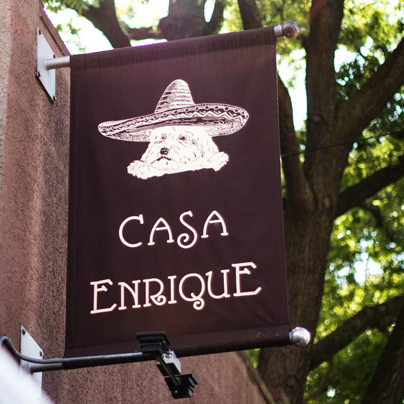 Compton’s, Queens, Arepa Lady, Jackson Heights, Fuska House, Jackson Heights, Curley’s Bagels, Sunnyside, Eight Jane, Flushing, The Lemon Ice King of Corona, Corona, Casa Enrique, Long Island City, Katz’s Delicatessen, Victor’s Café, New York, Bemelmans Bar, Upper East Side