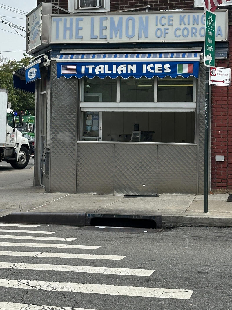 Compton’s, Queens, Arepa Lady, Jackson Heights, Fuska House, Jackson Heights, Curley’s Bagels, Sunnyside, Eight Jane, Flushing, The Lemon Ice King of Corona, Corona, Casa Enrique, Long Island City, Katz’s Delicatessen, Victor’s Café, New York, Bemelmans Bar, Upper East Side
