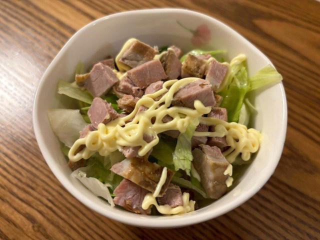 ・某有名高級焼肉店にも卸している実力, ・生肉だけじゃない！　総菜も絶品, ・実食レビュー　高級焼肉店の味が自宅で, ・1番人気ハンバーグはどうだ？, ・営業日は週末のみ, ・今回訪れた店舗の詳細