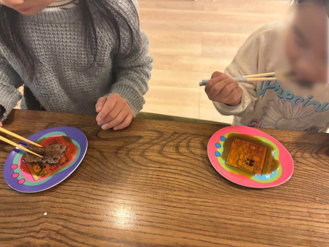 ・某有名高級焼肉店にも卸している実力, ・生肉だけじゃない！　総菜も絶品, ・実食レビュー　高級焼肉店の味が自宅で, ・1番人気ハンバーグはどうだ？, ・営業日は週末のみ, ・今回訪れた店舗の詳細