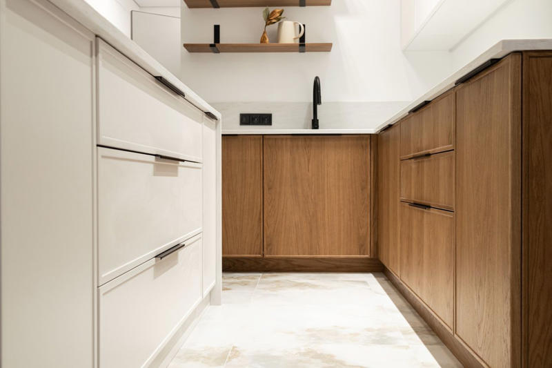 Curved Cabinets, Inset Cabinets, Cabinets With Cut-Outs, Cabinets With Dowel-Style Handles