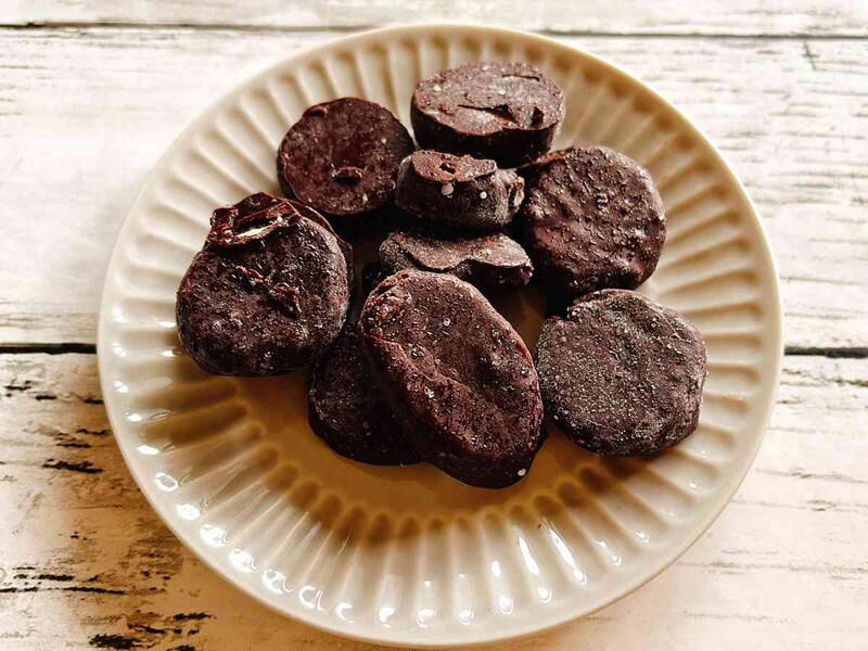 コストコ販売の「トロピカルマリア フローズンチョコバナナ」のアレンジレシピは？, コストコ販売の「トロピカルマリア フローズンチョコバナナ」の値段, コストコ販売の「トロピカルマリア フローズンチョコバナナ」の原材料, コストコ販売の「トロピカルマリア フローズンチョコバナナ」のカロリー, コストコ販売の「トロピカルマリア フローズンチョコバナナ」の賞味期限と保存方法