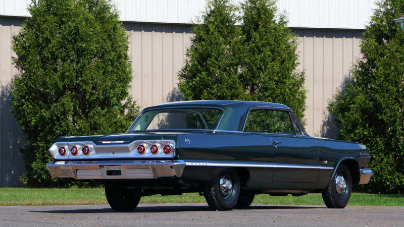 Before Muscle Cars Took Over, Full-Size Drag Racers Ruled The Streets , The 1963 Chevrolet Impala Was A Badass Performance Car , The '63 Impala With The Z11 Was Exceedingly Rare , Understandably, They're Not Cheap Today , The Z11 Impala Was The Original Factory Freak , Chevy Never Really Did Build Anything Else Like It