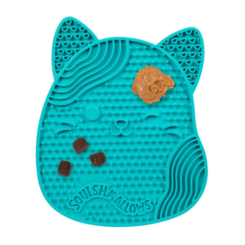 Connor The Cow Pet Hoodie, Beula Octopus Pet Bed, Cam The Cat Lick Mat, Halver Corgi Bed, It’s Raining Squish Pet Raincoat , Squishmallows Chew Mees 5-Pack, Reginald Corgi with Red Bandana