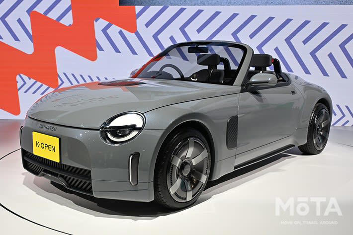 スポーツカー受難の時代、それでもコペン開発は続く, JMS2025出品の「K-OPEN」は市販化への強い意志表示, 新型コペンの予想価格は270万円〜320万円！ なぜ大幅アップ？, 後輪駆動化による専用設計, 軽でも価格はロードスター並み？ メカニズムが近いRFと比較, 新型コペンの予想スペック, 新型コペンのボディサイズ予想, 駆動方式を後輪駆動化する好影響とは, 後輪駆動化によるパッケージングの課題, エンジンは660ccターボ継続、6速MT採用にも期待大！, 新型コペンの販売方法と発売時期