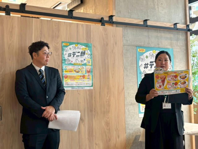 ・そもそも「#デニ部」って何？, ・25種のトッピングが楽しすぎる, ・青春を思い出しつつ実食！, ・デニーズで青春を
