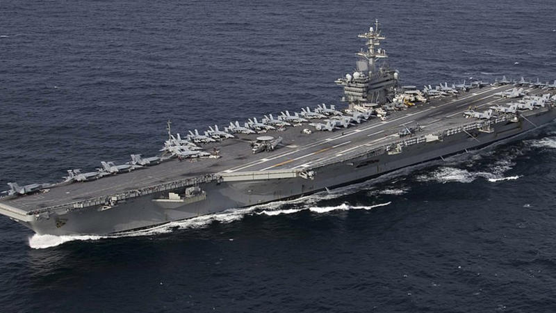 ユージン・イーリー (1886–1911年), 船からの最初の離陸, 船への最初の着陸, 世界初の海軍による攻撃, 航空母艦として建造された最初の就役艦, HMSイラストリアス, 艦船の広大な範囲, ヨークタウン沈没, USSエンタープライズ, USSフォレスタルの火災, 世界最大の航空母艦, イギリスの王室輸送機, USSジョン・F・ケネディ