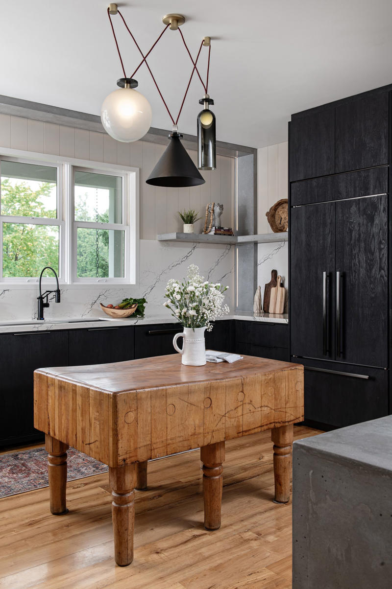 The black-and-white kitchen, 12 Black-and-White Kitchens That Serve Up Timeless Glamour, The laundry room, The primary bathroom, The dog room, Outdoor amenities