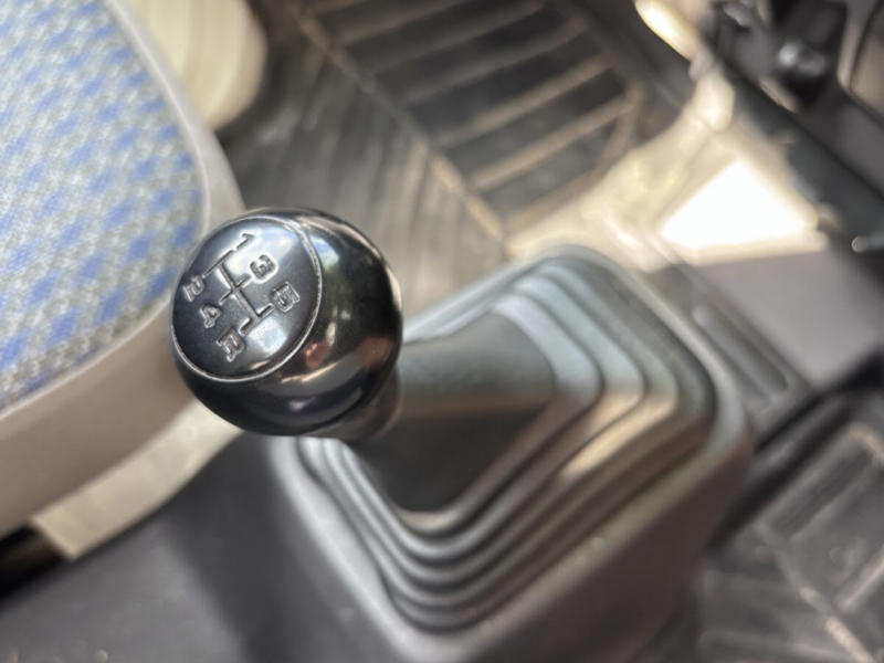 スーパーゾイルエコ, ミッションオイルに添加しても効果的, 今回のテスト車両は…ミッドシップ4WDのアクティトラック！, スーパーゾイルの使い方はカンタン, ① エンジンの伸びがよくなった, ② 室内の音が静かになった, ③ 登坂性能がアップした, ④ アイドリング時の音と振動が増えた？その理由は…