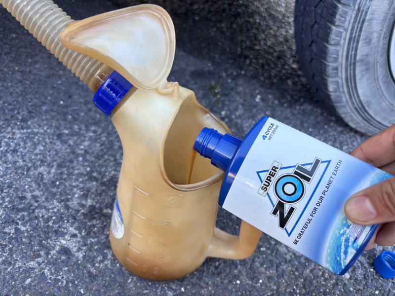 スーパーゾイルエコ, ミッションオイルに添加しても効果的, 今回のテスト車両は…ミッドシップ4WDのアクティトラック！, スーパーゾイルの使い方はカンタン, ① エンジンの伸びがよくなった, ② 室内の音が静かになった, ③ 登坂性能がアップした, ④ アイドリング時の音と振動が増えた？その理由は…