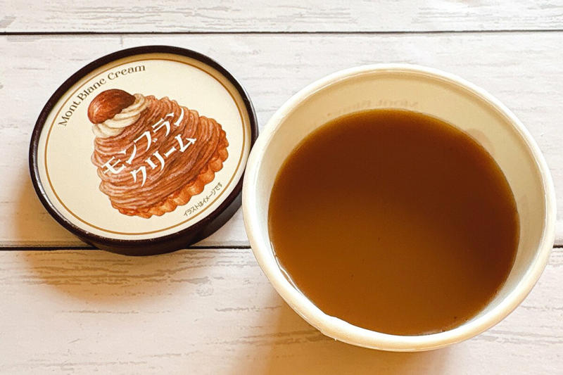 カルディで売りきれ続出の「モンブランクリーム」, 「軽い甘さで後引くおいしさ」にすっかりトリコに, アレンジ1：ビスケットにホイップ合わせで味わい深いスイーツに, アレンジ2：冷凍パイシートで簡単「モンブランパイ」に, おいしい以外の人気の秘訣がつまった「モンブランクリーム」