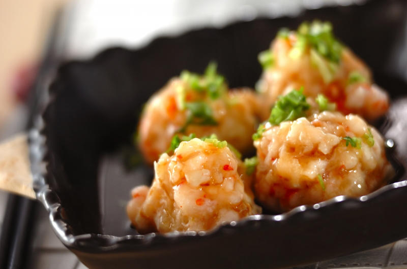 ナメタケの卵焼き, 豚ひき肉とナメタケの蒸しもの, ナメコあんかけ揚げ出し豆腐, ニンジンとツナのナメタケ炒め, ナメタケキュウリ, 塩もみ大根のナメタケ和え, エノキとナメタケの和え物