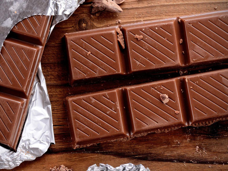 Our Panel of Chocolate-Rating Chefs, Qualities of the Best Chocolate Bars, The Best Chocolate Bar, According to Chefs, Honorable Mentions for the Best Chocolate Bar, How To Enjoy Chocolate Bars Like a Chef
