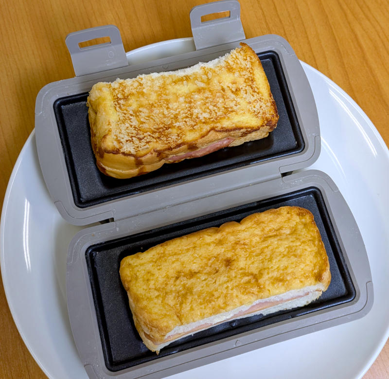 ・ヤマザキの3商品をホットサンドに, ・フレンチトーストハムチーズ, ・まるごとソーセージ, ・北海道チーズ蒸しケーキ
