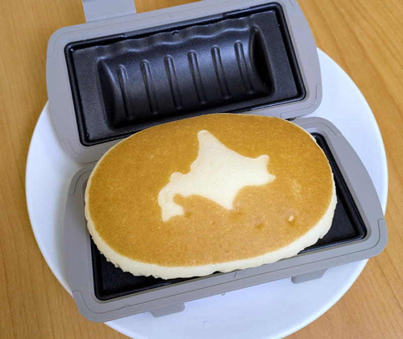 ・ヤマザキの3商品をホットサンドに, ・フレンチトーストハムチーズ, ・まるごとソーセージ, ・北海道チーズ蒸しケーキ