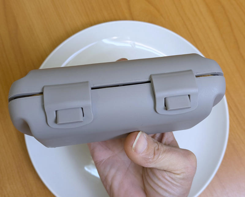 ・ヤマザキの3商品をホットサンドに, ・フレンチトーストハムチーズ, ・まるごとソーセージ, ・北海道チーズ蒸しケーキ