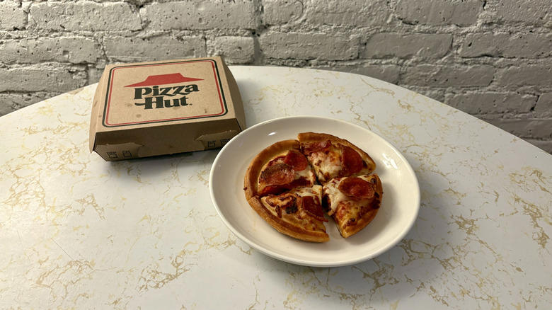 6. Papa Johns, 5. Pizza Hut, 4. Little Caesars, 3. Sbarro, 2. Domino's, 1. California Pizza Kitchen