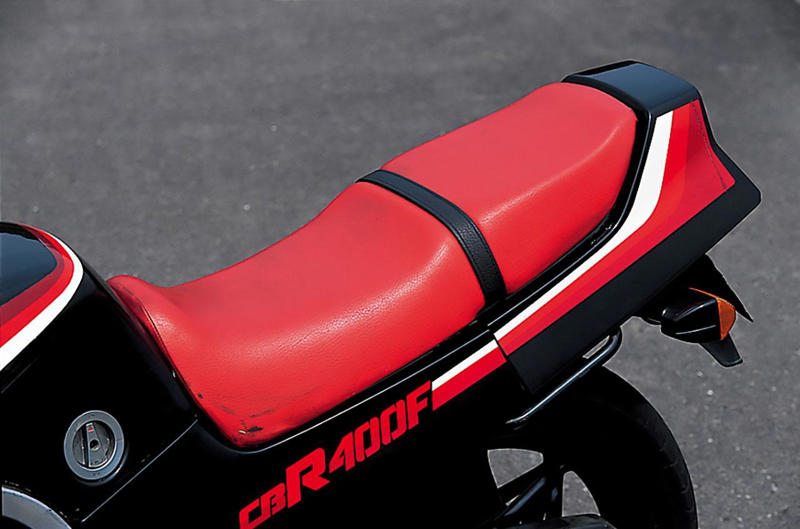 ホンダ「CBR400F（NC17）」（1984年）の概要, ホンダ「CBR400F（NC17）」（1984年）の各部装備・ディテール解説, ホンダ「CBR400F（NC17）」（1984年）の主なスペック・当時価格, 関連のおすすめ記事