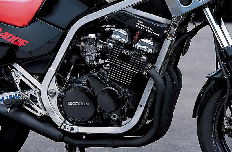 ホンダ「CBR400F（NC17）」（1984年）の概要, ホンダ「CBR400F（NC17）」（1984年）の各部装備・ディテール解説, ホンダ「CBR400F（NC17）」（1984年）の主なスペック・当時価格, 関連のおすすめ記事
