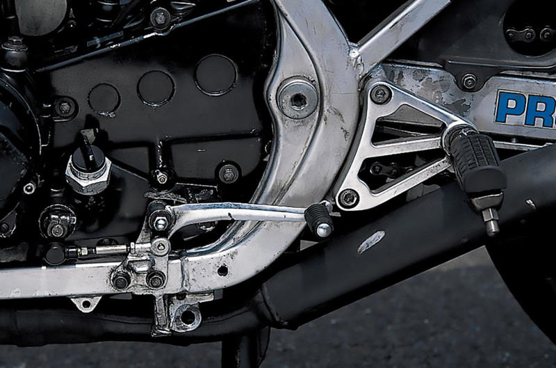 ホンダ「CBR400F（NC17）」（1984年）の概要, ホンダ「CBR400F（NC17）」（1984年）の各部装備・ディテール解説, ホンダ「CBR400F（NC17）」（1984年）の主なスペック・当時価格, 関連のおすすめ記事
