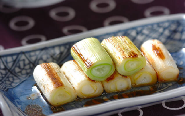 焼きネギ・ユズドレ, 焼き白ネギの青のり風味, 白ネギとベーコンのバターしょうゆ炒め, とろとろネギのマスタードソースがけ, ネギとちくわのユズ風味マヨネーズ和え, ネギとワカメのだし煮, 焼豚とネギの和えもの