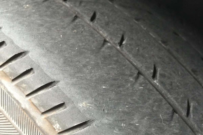 駐車操作の落とし穴, タイヤの限界面積, タイヤ破損の危険, 偏摩耗による燃費低下
