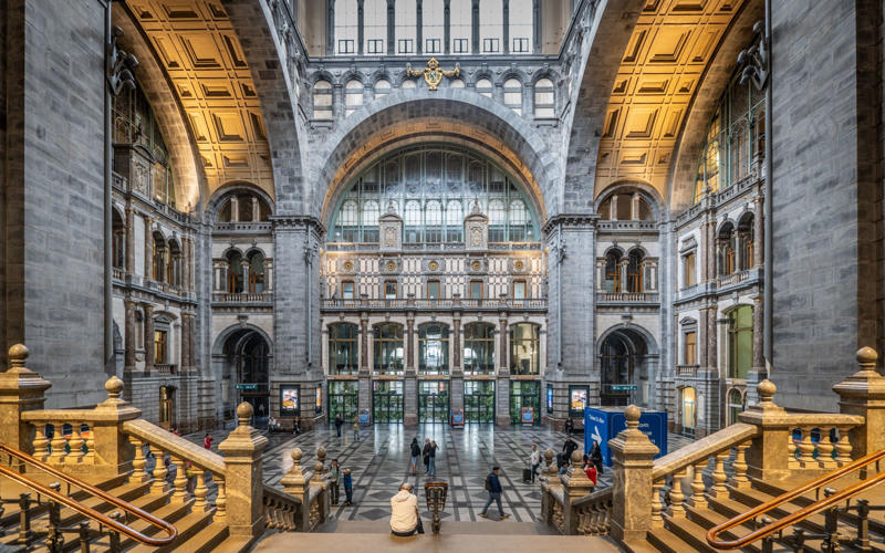 1. London St Pancras International, UK, 2. London Paddington, UK, 3. Paris Gare de Lyon, France, 4. Antwerpen-Centraal, Antwerp, Belgium, 5. Amsterdam Centraal, Netherlands, 6. São Bento Railway Station, Porto, Portugal, 7. Helsinki Central Railway Station, Finland, 8. Madrid Atocha, Spain, 9. Villejuif-Gustave Roussy, Paris, France, 10. Hungerburgbahn, Innsbruck, Austria, 11. Kuala Lumpur Railway Station, Malaysia, 12. Chhatrapati Shivaji Maharaj Terminus, Mumbai, India, 13. Bangkok Railway Station (Hua Lamphong), Thailand, 14. Kanazawa Station, Japan, 15. Grand Central Terminal, New York, United States, 16. Union Station, Los Angeles, United States, 17. Flinders Street Station, Melbourne, Australia, 18. Dunedin Railway Station, New Zealand, 19. Maputo Central Railway Station, Mozambique, 20. Qasr Al-Hokm Station, Riyadh, Saudi Arabia