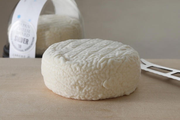 世界最大級のチーズコンテスト「World Cheese Awards」とは？, 「World Cheese Awards 2025」の日本の結果は？, コンテストに出品したチーズを使ったメニューが「GOOD CHEESE GOOD PIZZA 日比谷」で期間限定で提供中！, チーズ時間で日常を「プチ贅沢」に