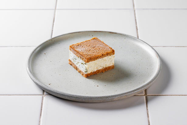 世界最大級のチーズコンテスト「World Cheese Awards」とは？, 「World Cheese Awards 2025」の日本の結果は？, コンテストに出品したチーズを使ったメニューが「GOOD CHEESE GOOD PIZZA 日比谷」で期間限定で提供中！, チーズ時間で日常を「プチ贅沢」に